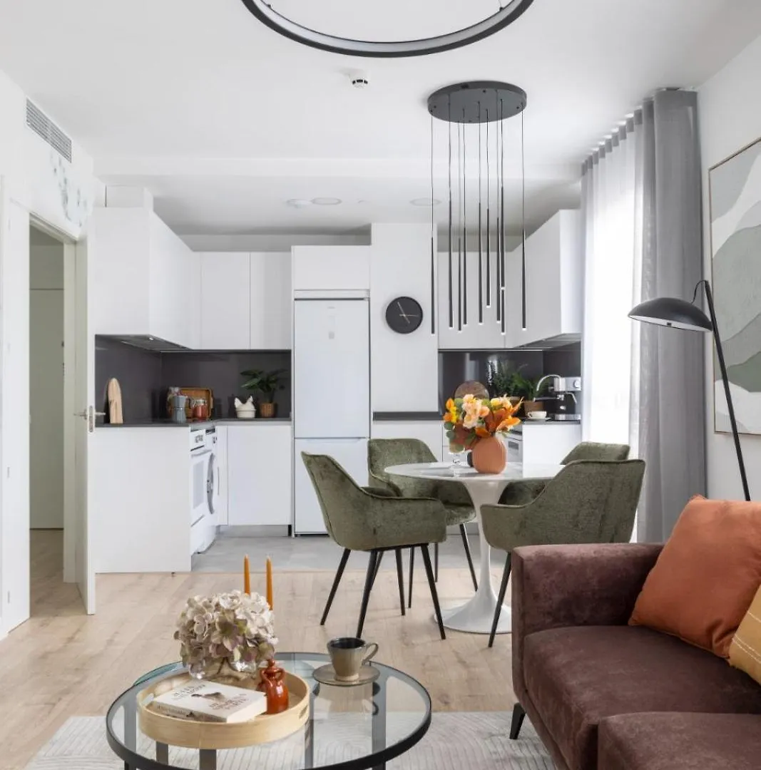 Modern 2 Bed Apartment 23 Floor Urban Sky Malaga