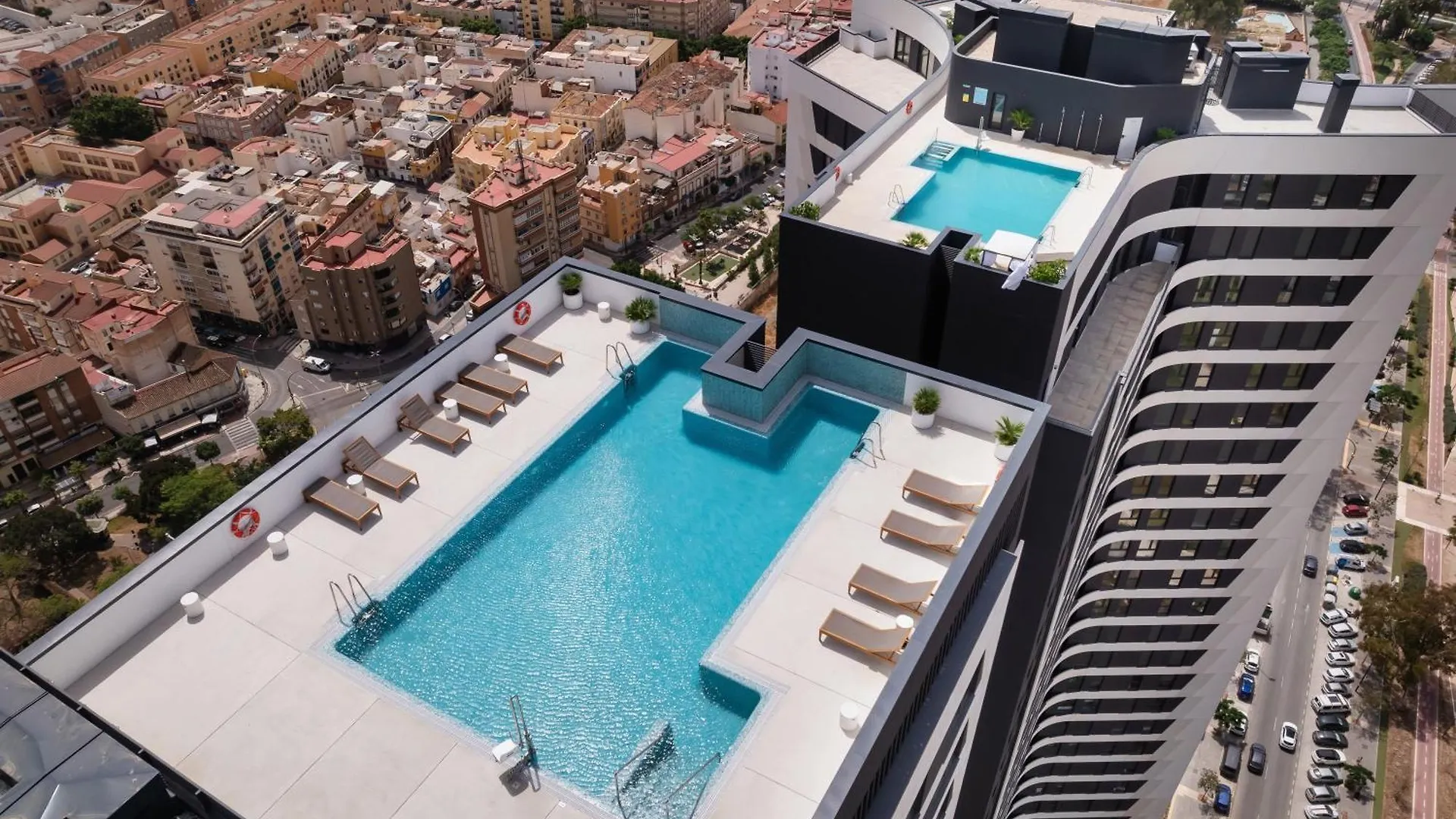 Modern 2 Bed Apartment 23 Floor Urban Sky Malaga
